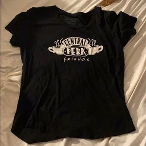 Friends tee